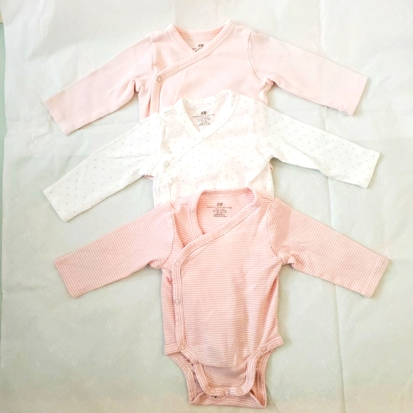 H&M Baby (2-4M) Bodysuits (3-Pack) - Picture 1 of 8
